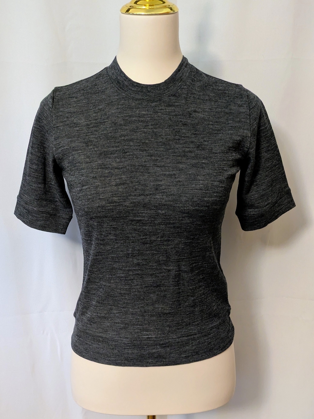 🎇🎆Vince Charcoal Heather Short-Sleeve Crewneck Top